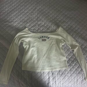 Off the shoulder London Hollister shirt